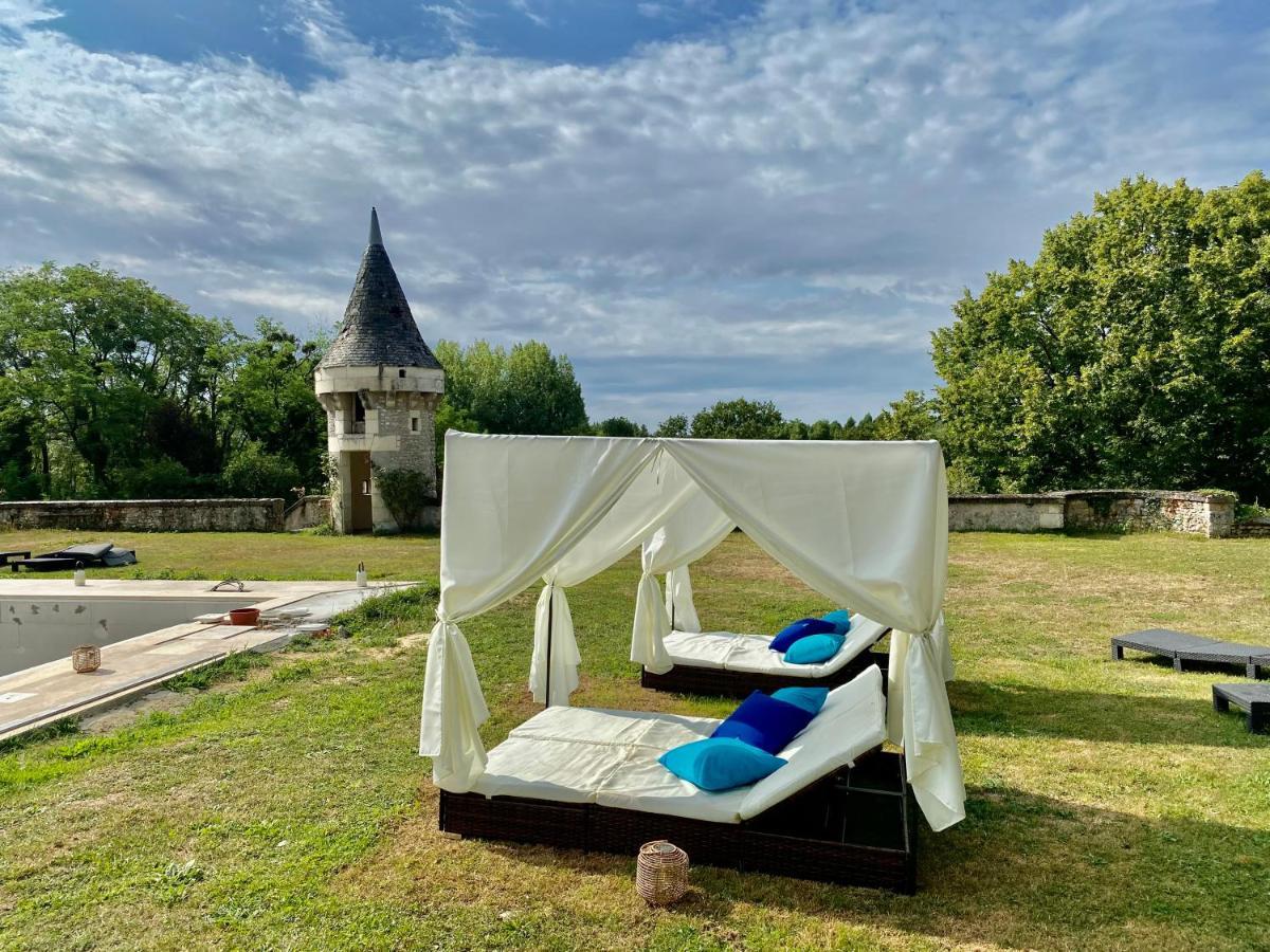Domaine De Migny Villa Saint-Cyran-du-Jambot Luaran gambar