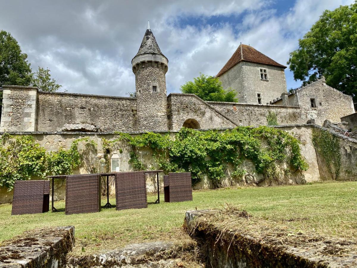 Domaine De Migny Villa Saint-Cyran-du-Jambot Luaran gambar